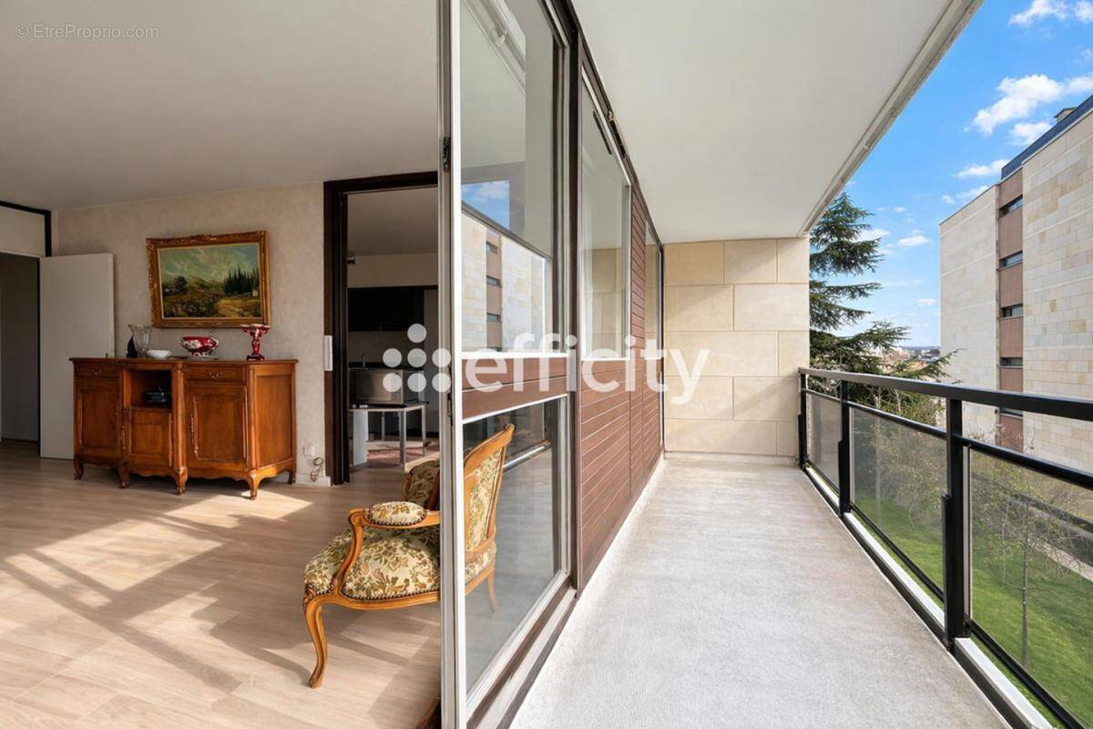 Appartement à VERSAILLES