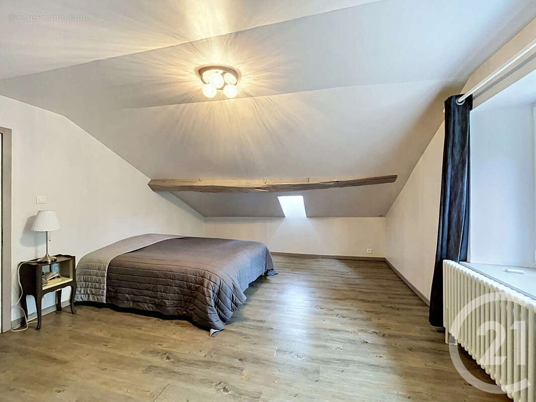 Maison 212 m² à Bains-Les-Bains  - photo 23