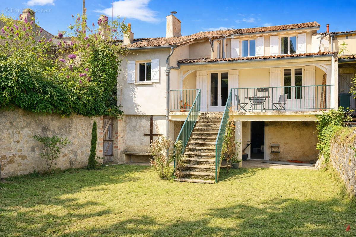 Maison à LA REOLE