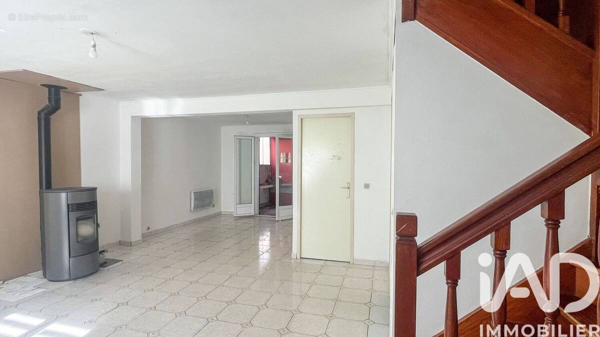 Photo 1 - Maison à VILLIERS-LE-BEL