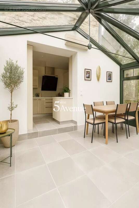 Maison à VILLIERS-SUR-MARNE