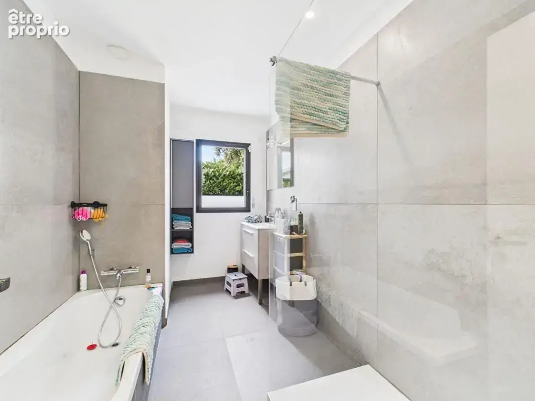 EXCLUSIVITÉ // Maison 165m2 - Villeneuve Les Avignon - photo 12