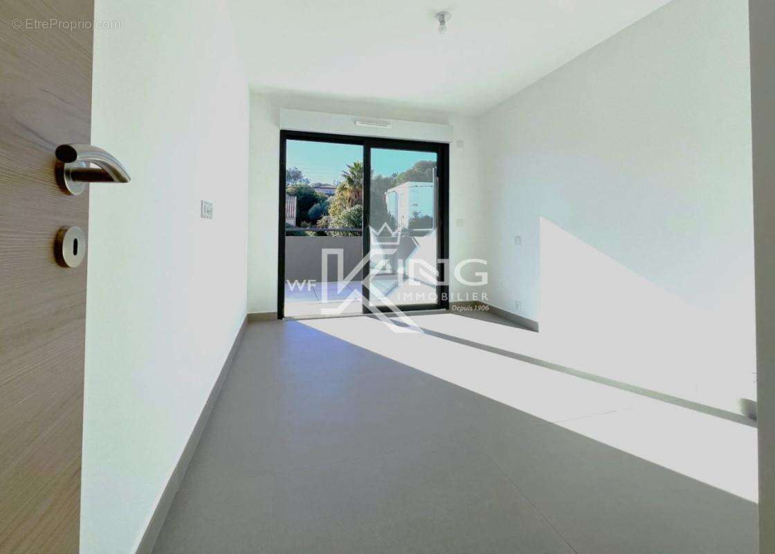 Boulouris proche mer dans residence de standing - photo 4