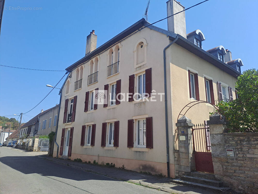 Maison à FRAISANS