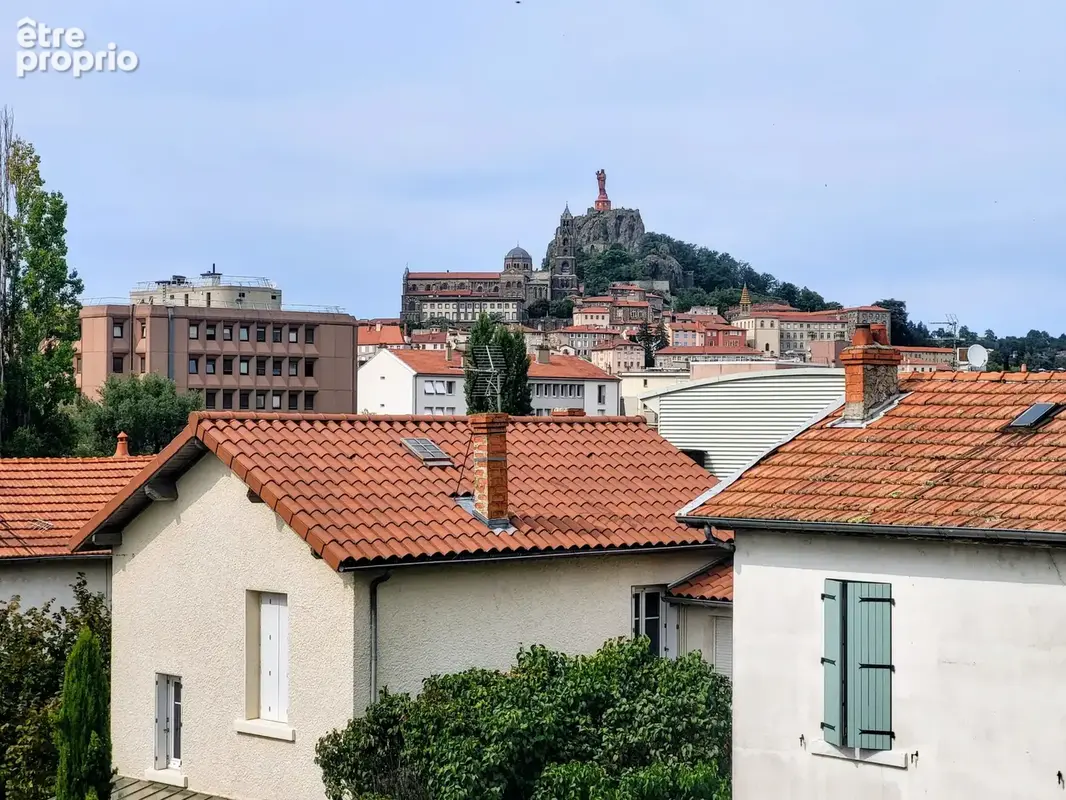 Exclusivité-Maison de caractère familiale lumineuse avec jardin au Puy en Velay - photo 1