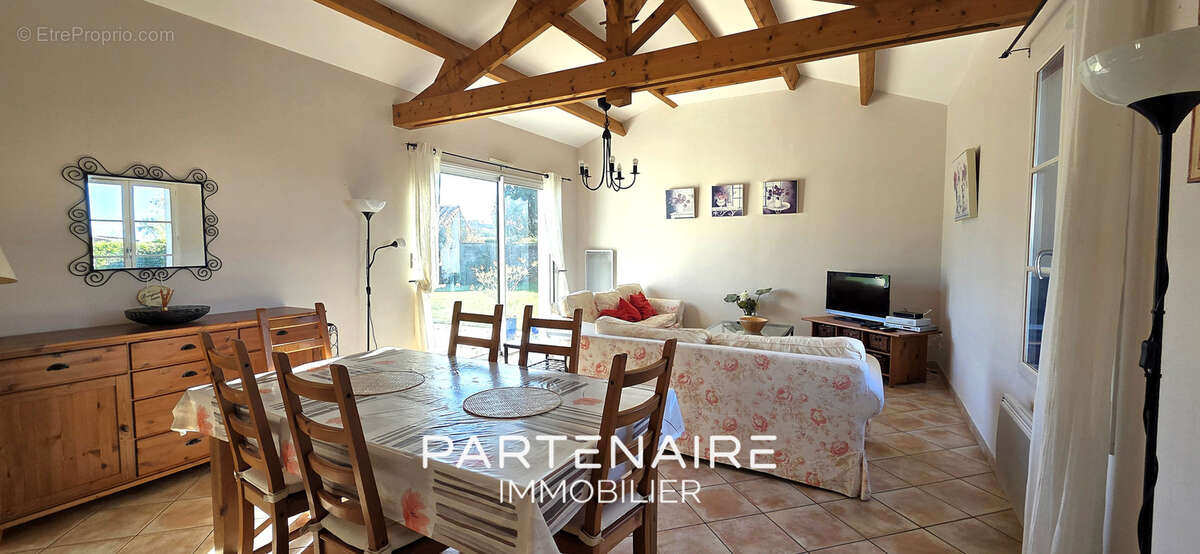 Maison à L'AIGUILLON-SUR-VIE