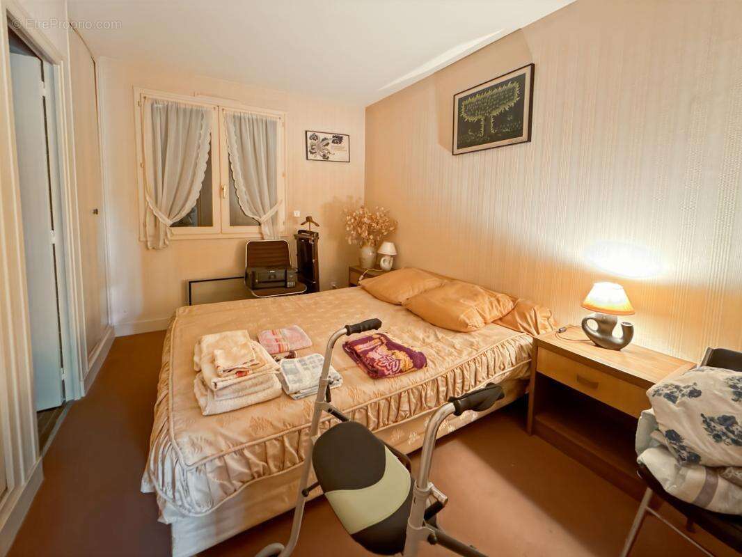 Maison à LA FERTE-IMBAULT
