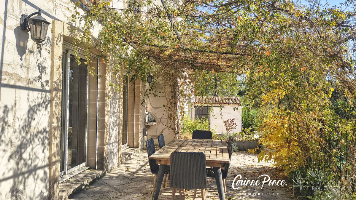 Maison à NIMES