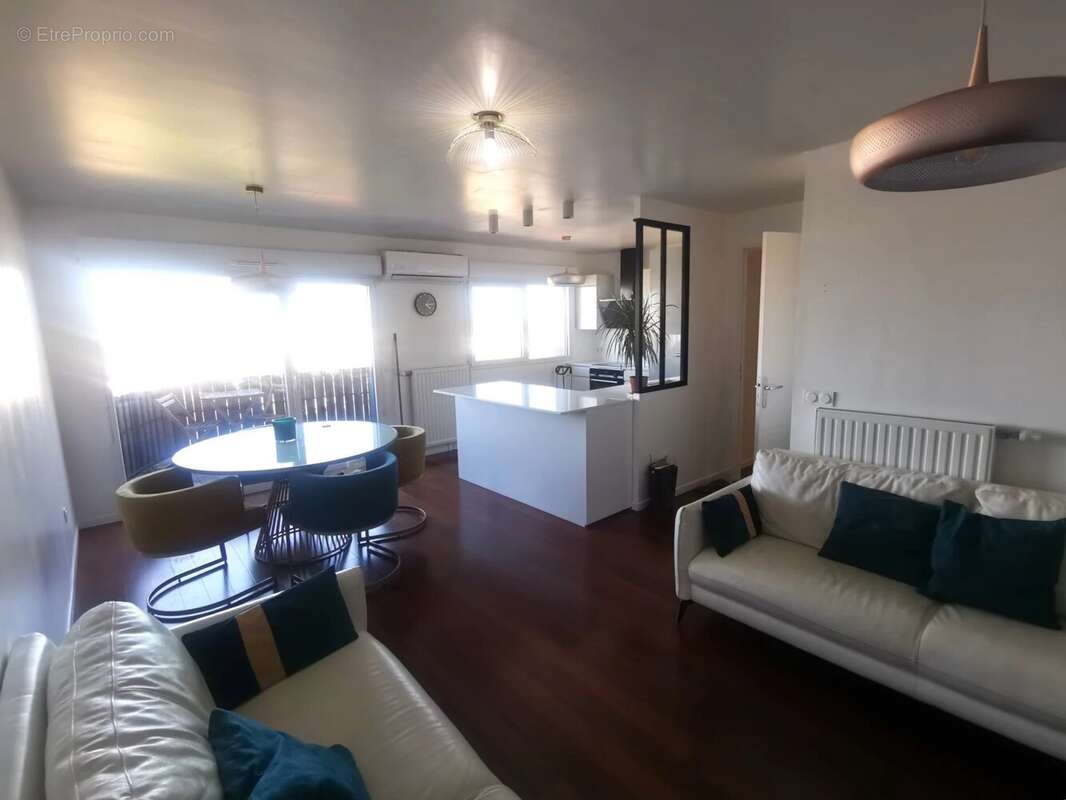 Appartement à VITRY-SUR-SEINE