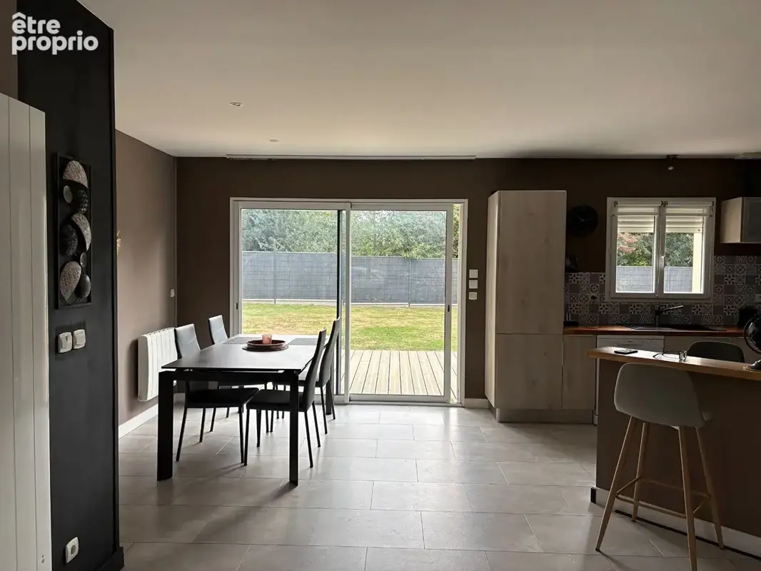 A vendre Moustoir-Remungol, maison 2007, de plain-pied d'environ 110m², terrain d'environ 1095m²  - photo 3