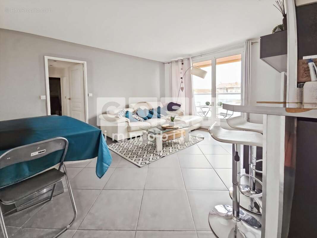 Appartement à COLOMBES