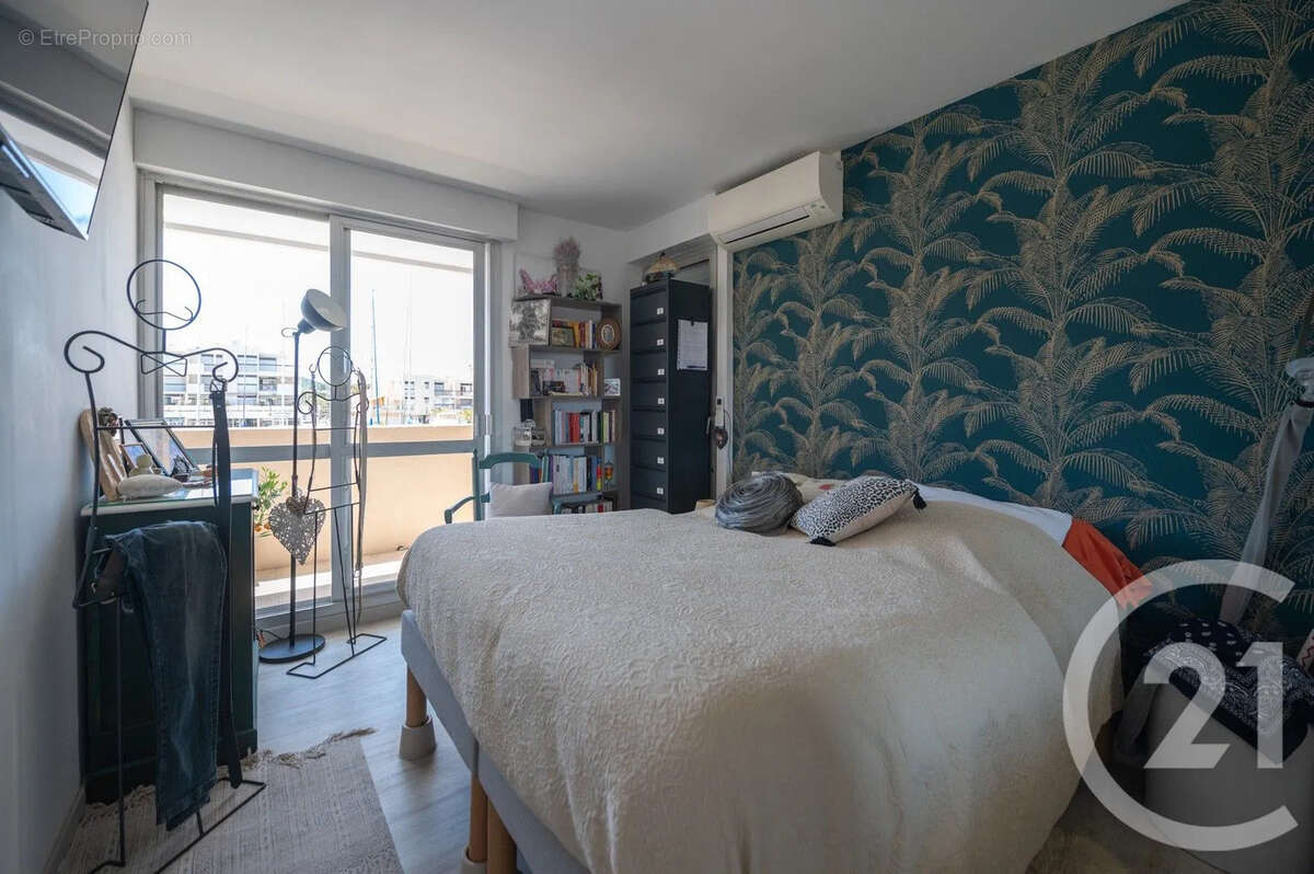 Appartement à BORMES-LES-MIMOSAS