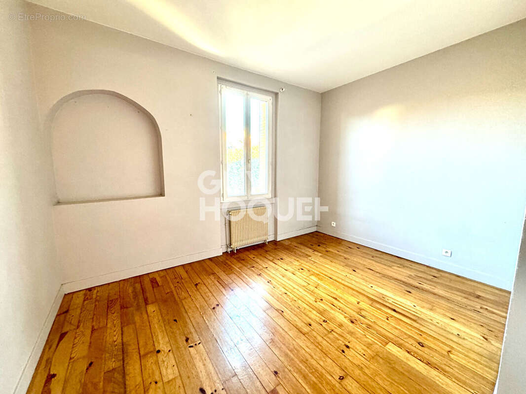 Maison Clermont Ferrand T5 Secteur Oradou - photo 8