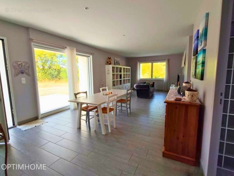 Plain-pied récent – Grand terrain de 2 160 m² – Sans vis-à-vis – 15 min Rochefort - photo 3