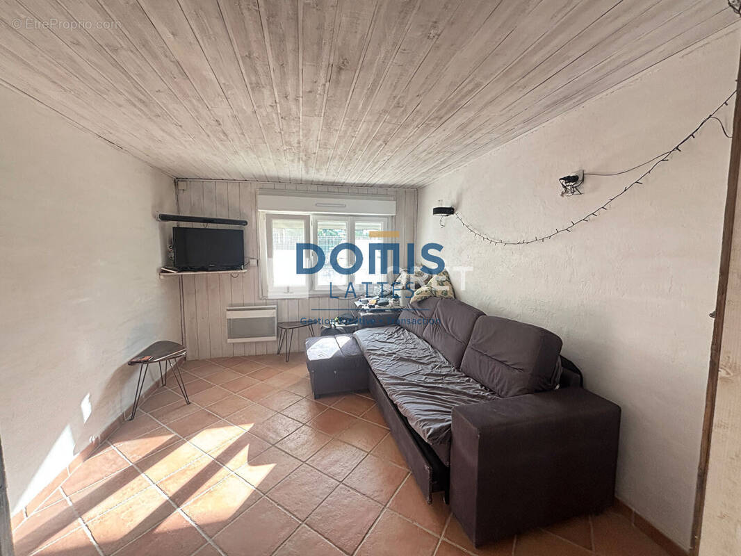 Appartement à MAUGUIO