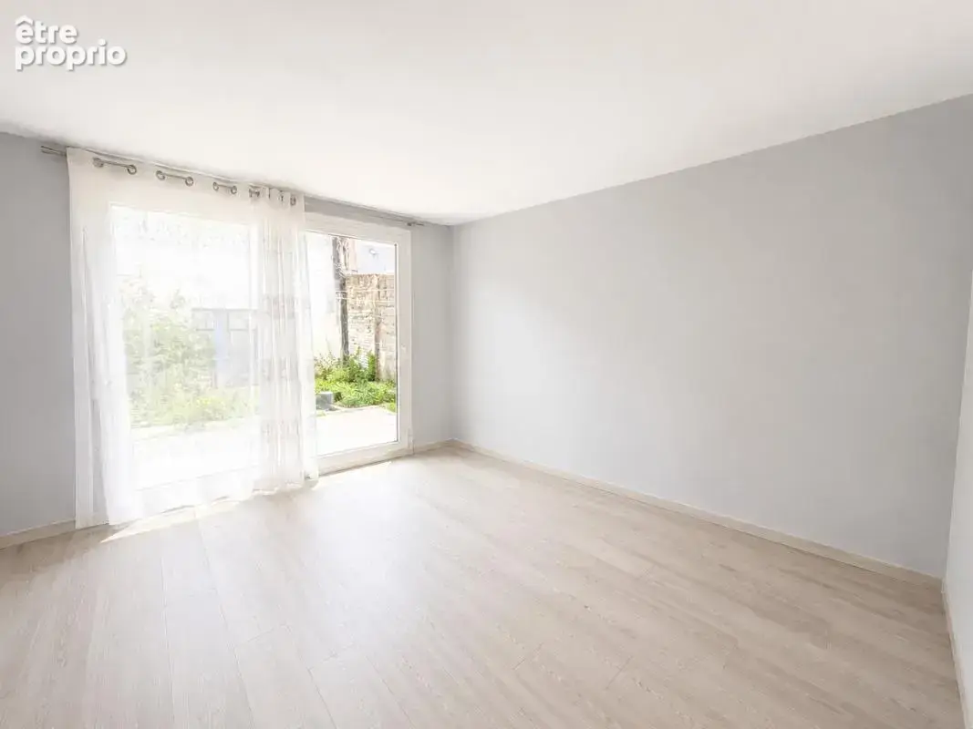 Maison 158 m² à La Madeleine  - photo 6