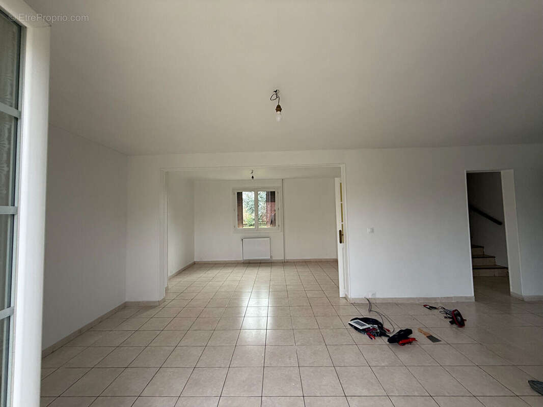 Maison à SAINTE-GENEVIEVE