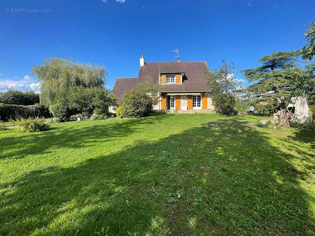 Maison à SAUVIGNY-LES-BOIS