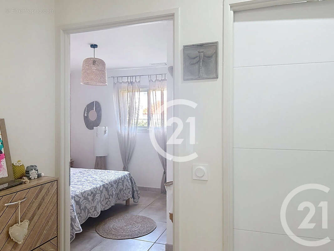 Maison 104 m² à Montescot  - photo 12