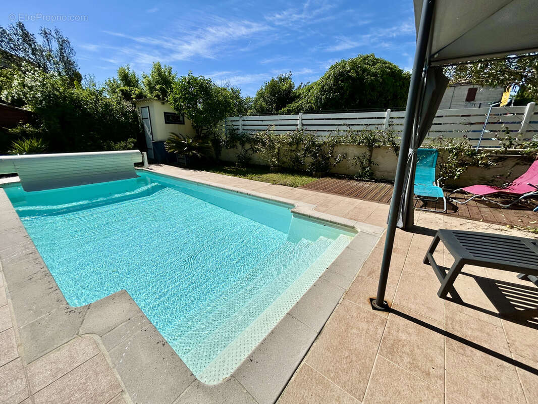 Maison à SAINT-DENIS-DE-PILE