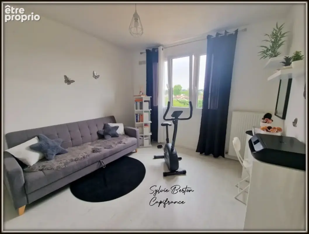 Appartement à vendre 4 pièces LIVRY GARGAN - 84 m2 - Balcon, une cave et deux places de parking - photo 9