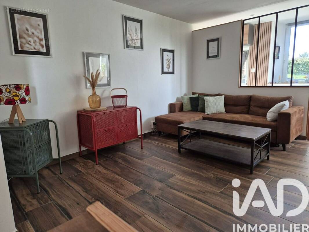 Photo 1 - Maison à YVIAS