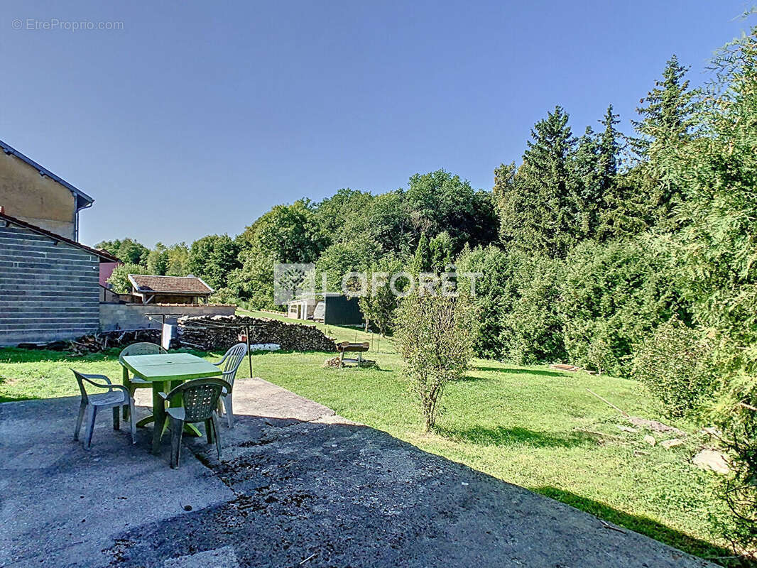 Maison à LES ISLETTES