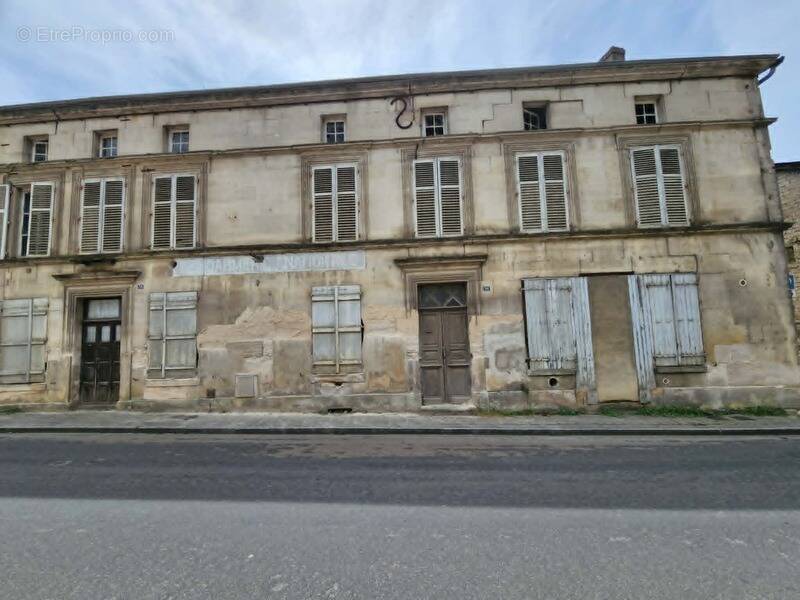 Maison à CHEVILLON