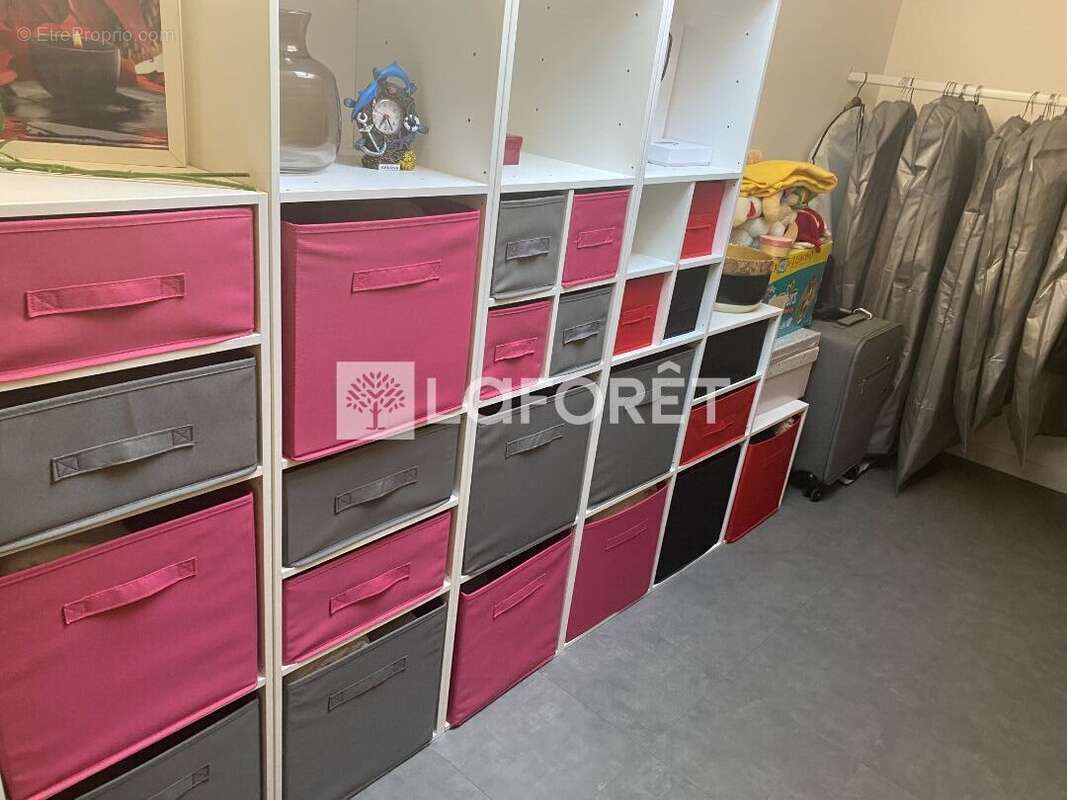 Appartement à ROSNY-SUR-SEINE