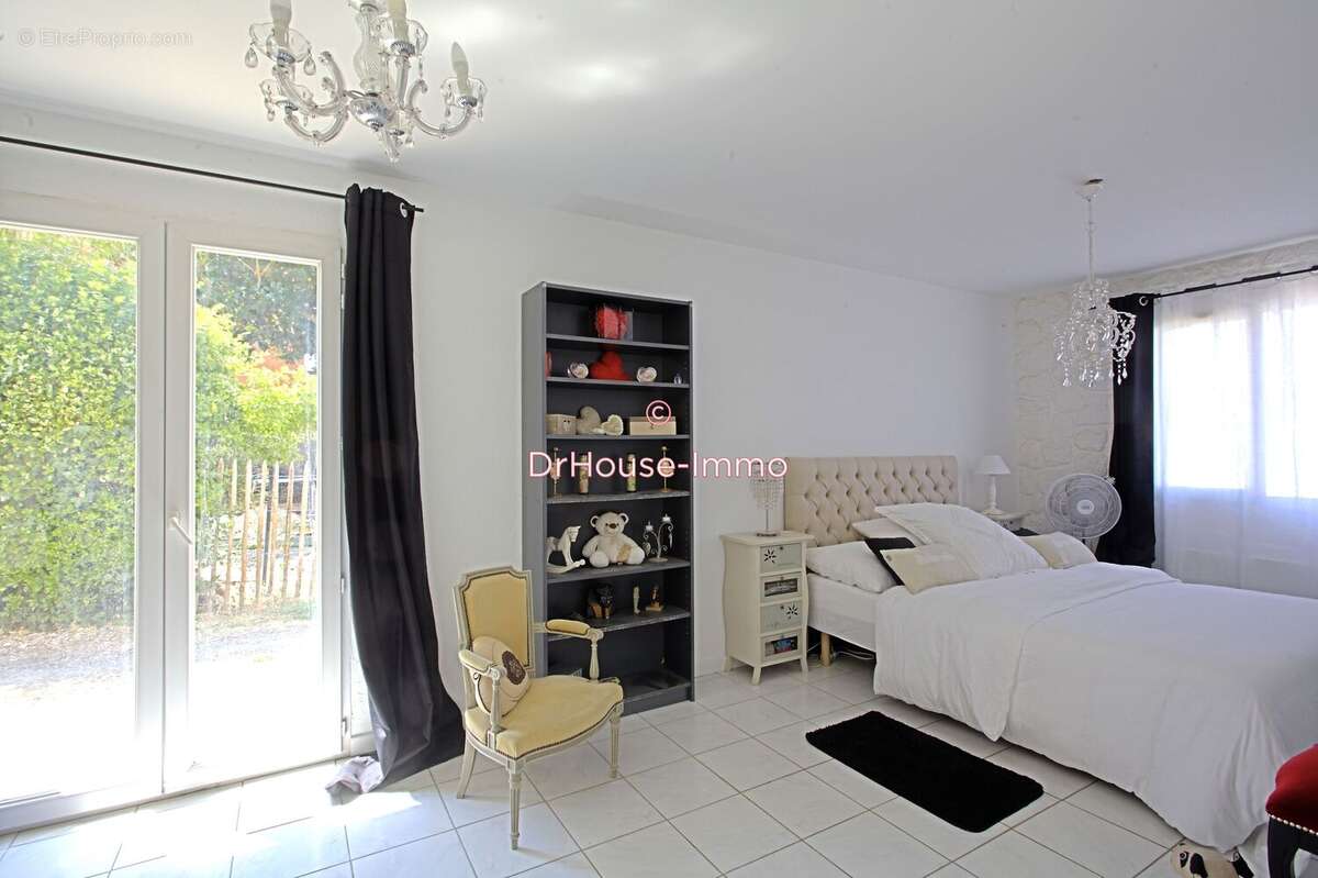 Maison 123 m² à Floirac  - photo 15
