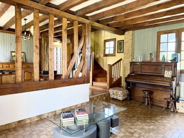 Maison 89 m² à Criquebeuf-En-Caux  - photo 4