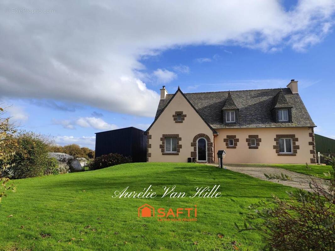 Photo 1 - Maison à LANHOUARNEAU