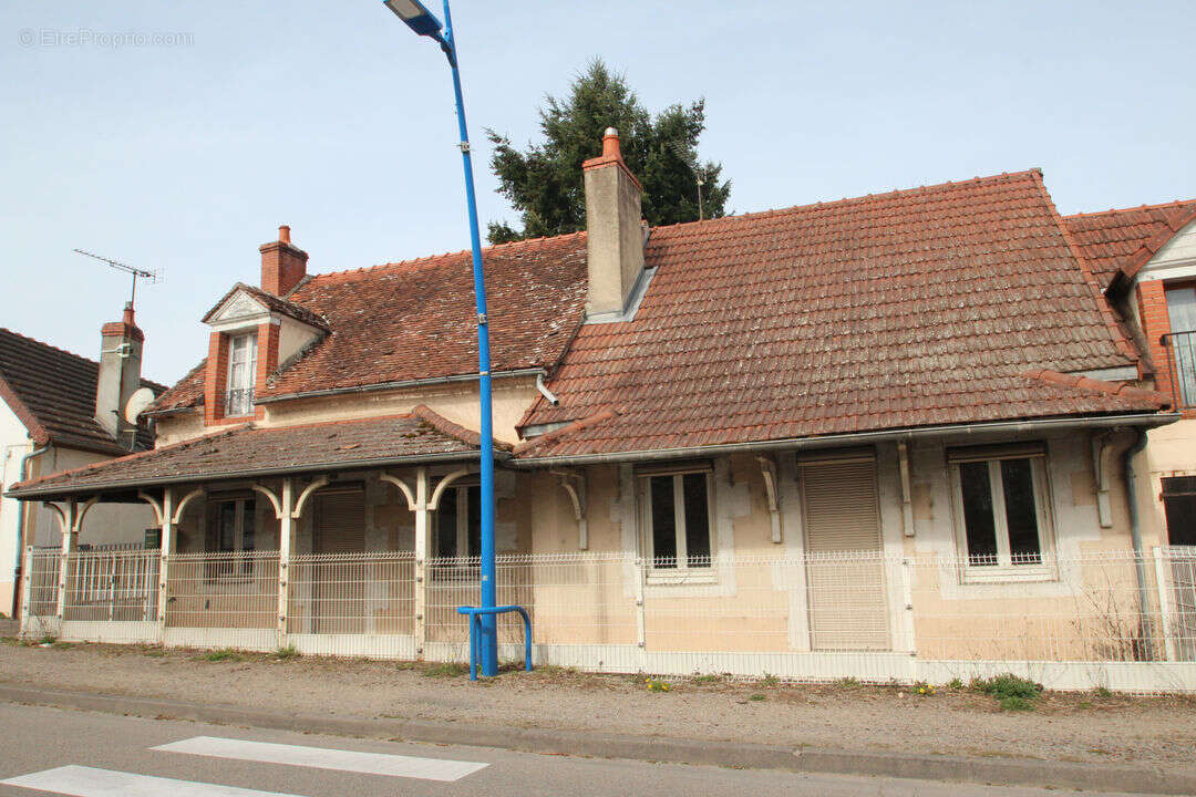 Maison à SAINT-LEGER-DES-VIGNES