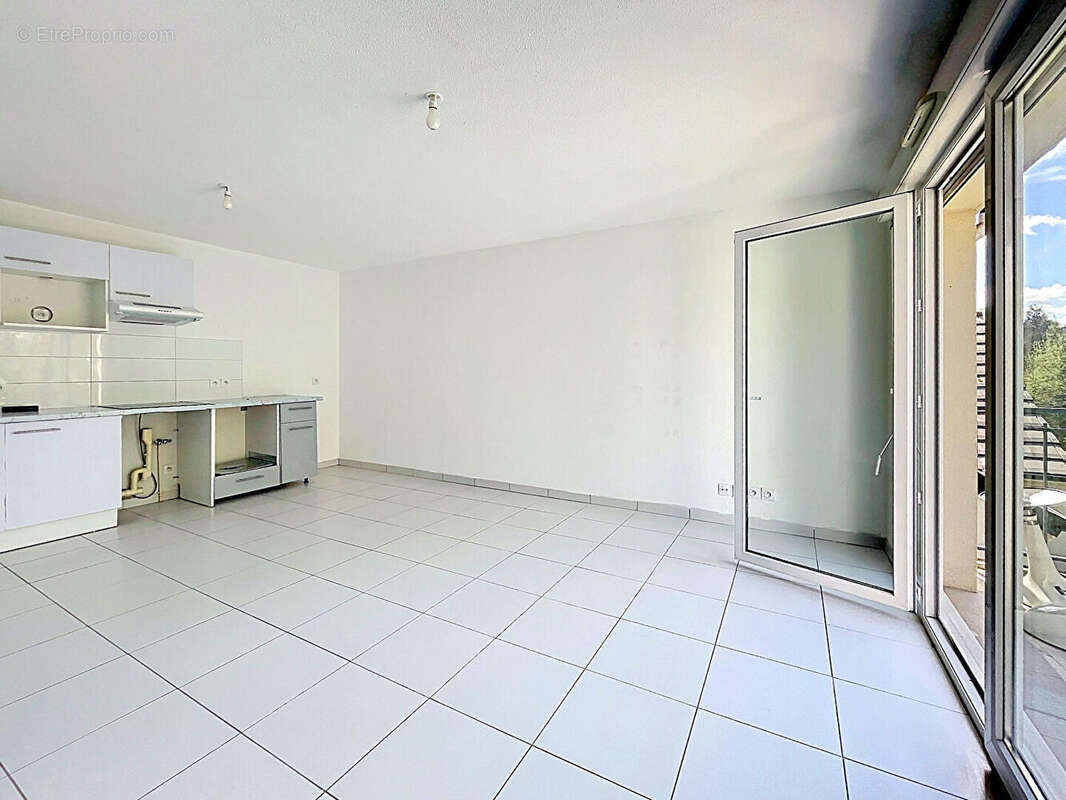 Appartement à ELANCOURT