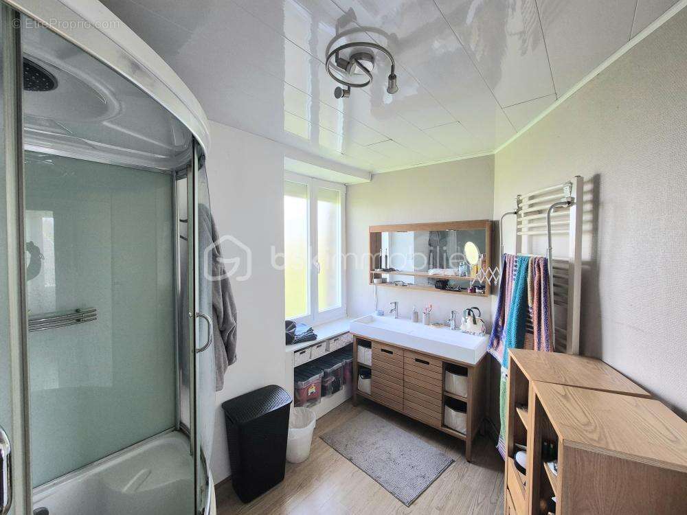 Maison en pierre – 7 pièces – 153 m² – Montfiquet - photo 10