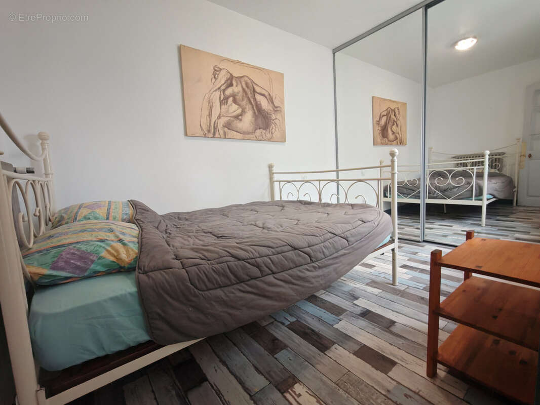 Appartement à DONVILLE-LES-BAINS