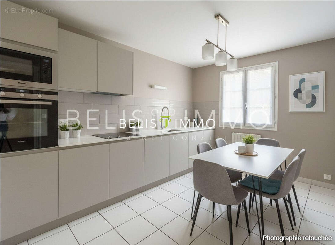 Maison à MONTLOUIS-SUR-LOIRE