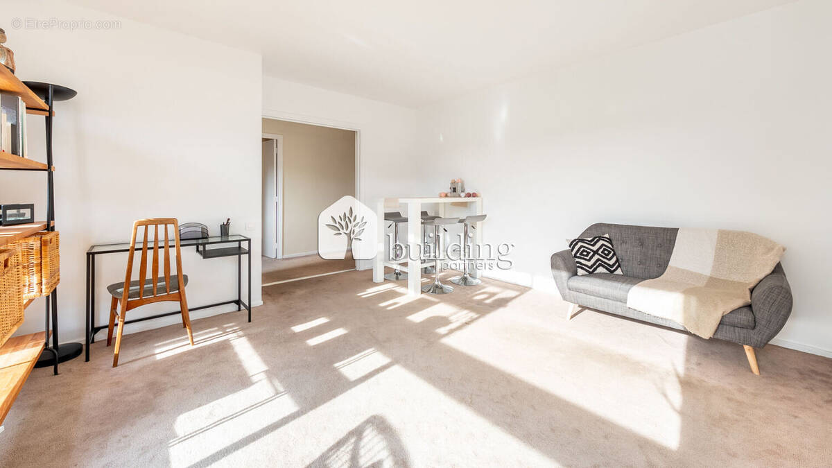 Appartement à NEUILLY-SUR-SEINE