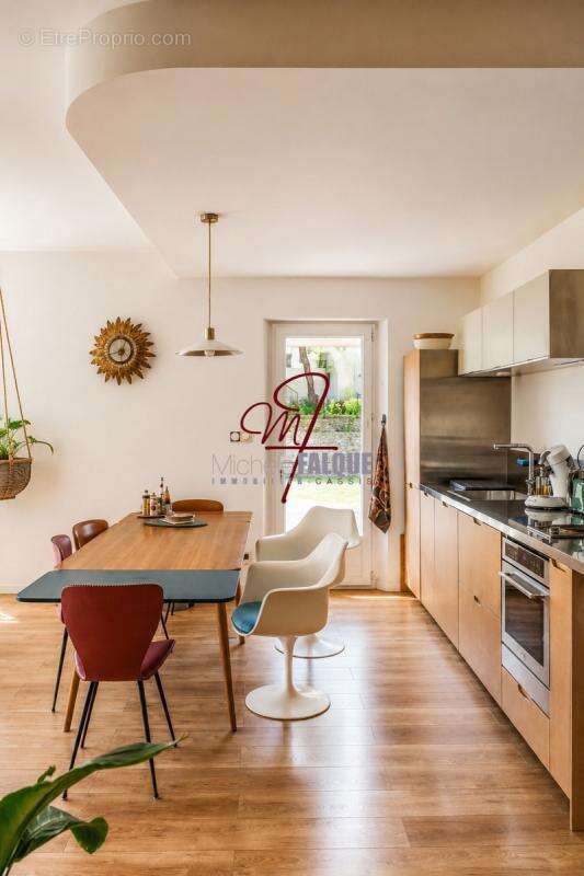 Appartement 72 m² à Cassis  - photo 4