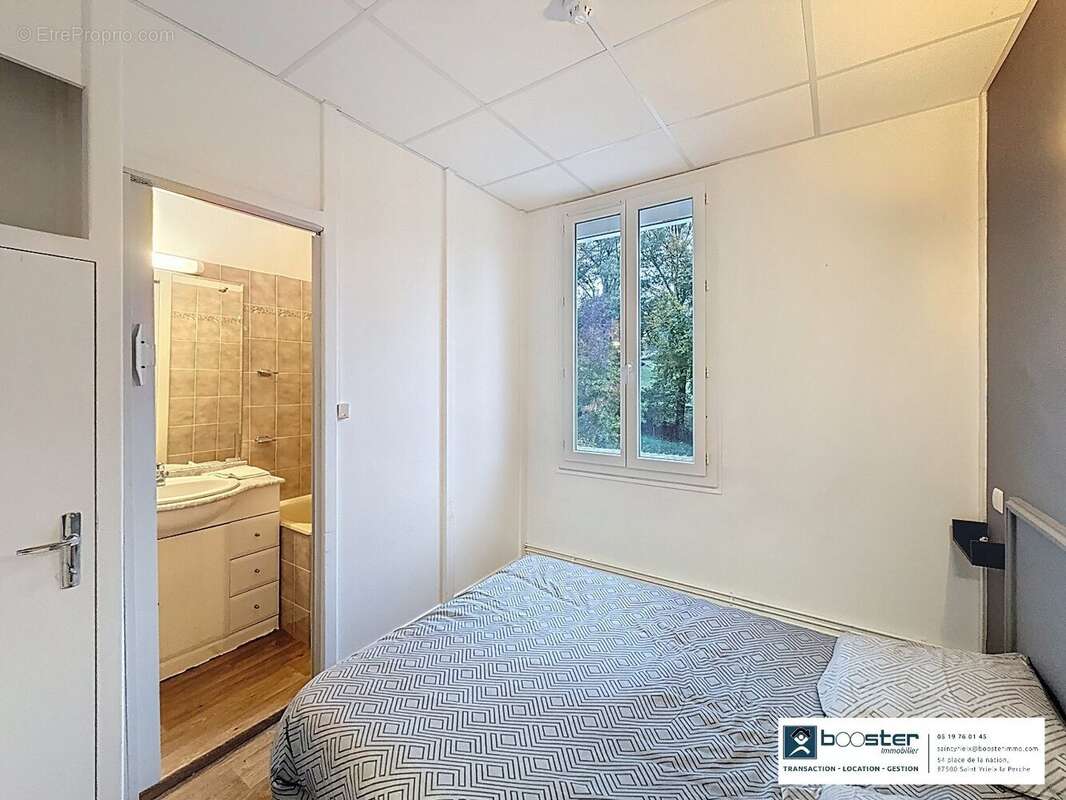 Commerce à COMPREIGNAC