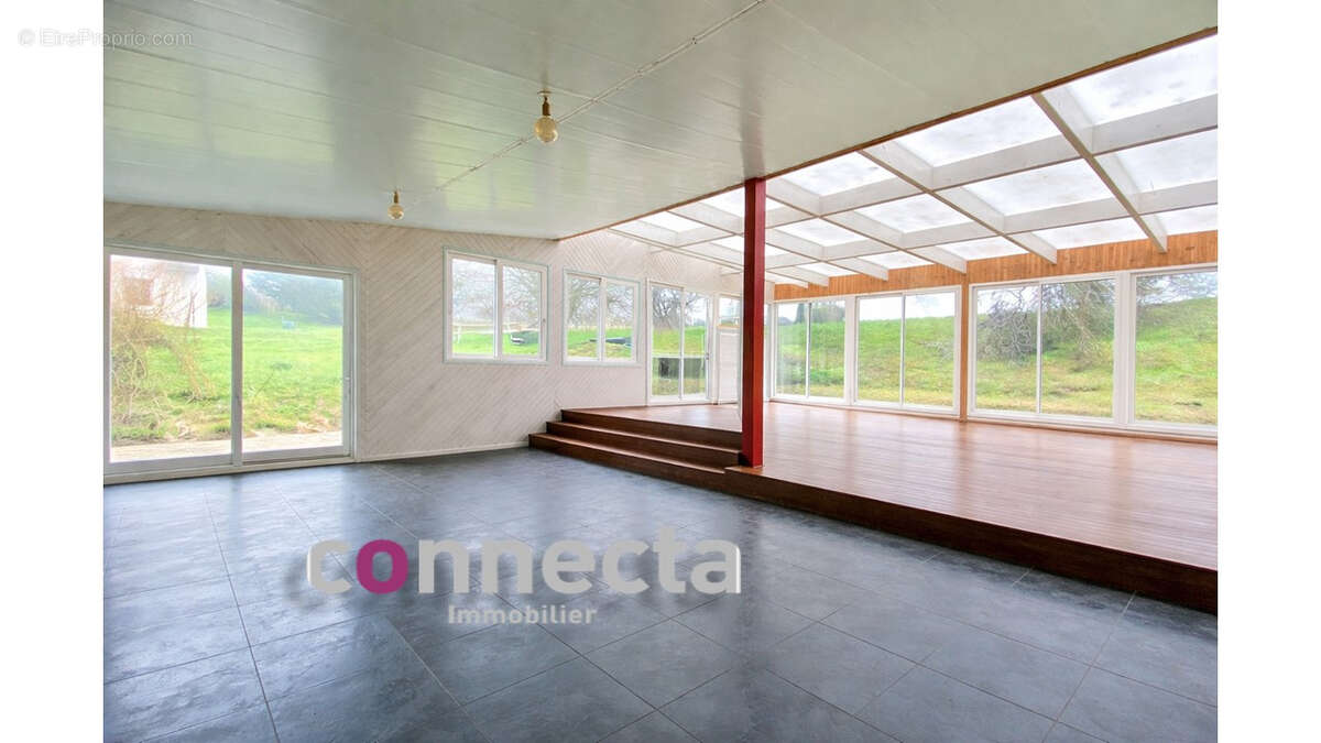 Ensemble immobilier de deux habitations a rochecorbon - photo 7