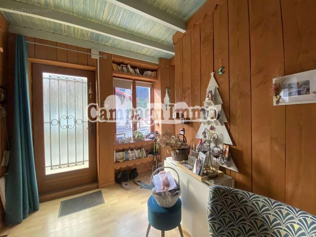 Maison à SAINT-VINCENT-DE-REINS