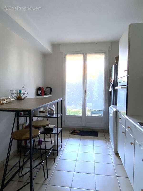 À vendre : Charmant T3 en rez-de-chaussée avec jardin privatif - photo 5