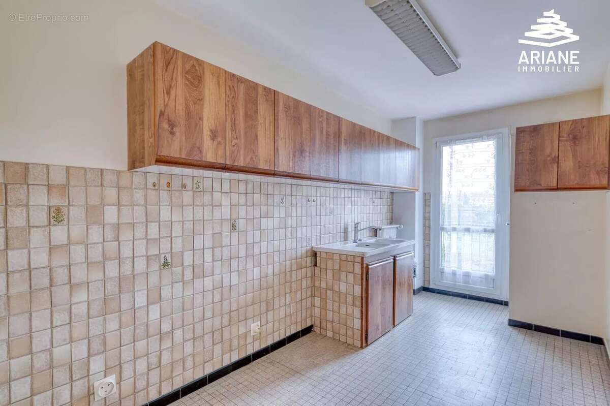 Appartement à LYON-9E