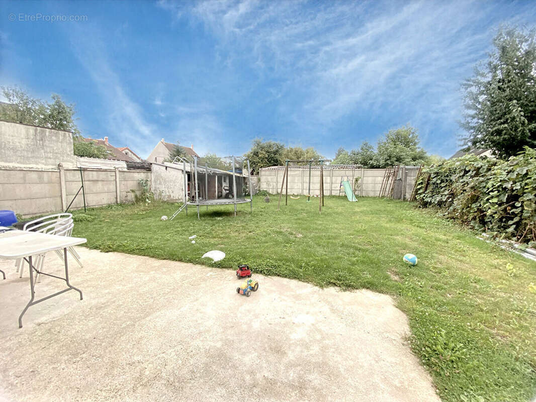 Maison à MITRY-MORY