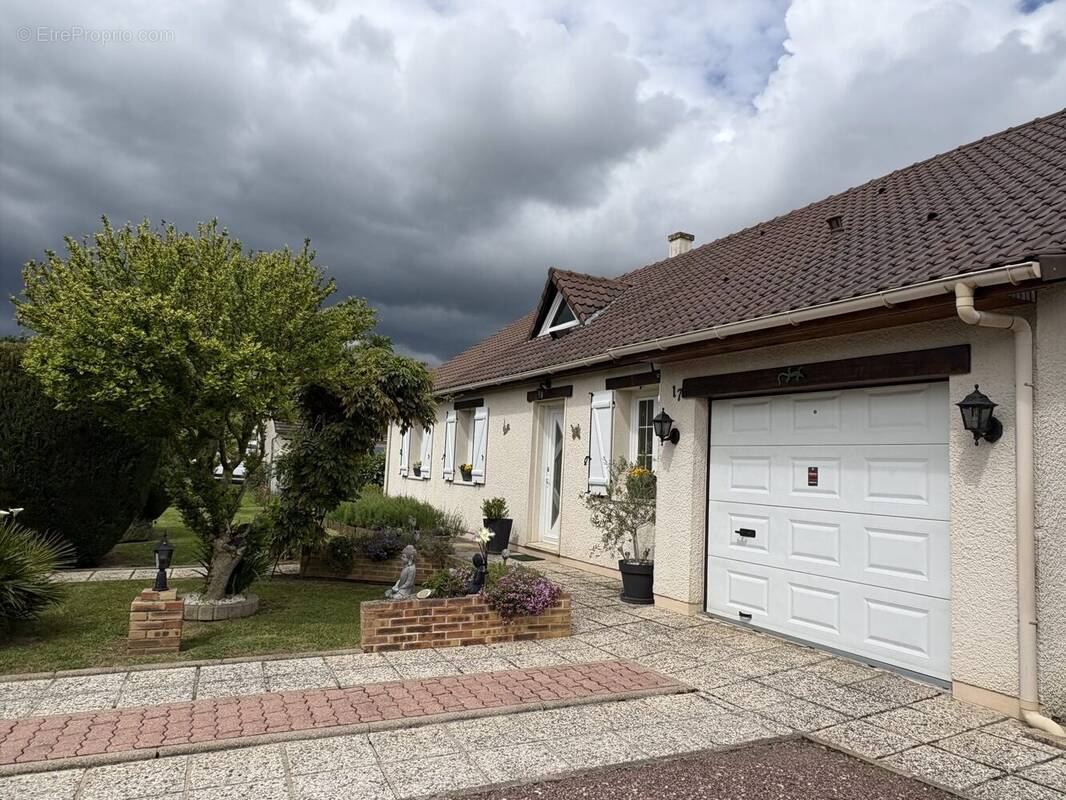 Maison à SAINT-CLAIR-SUR-EPTE