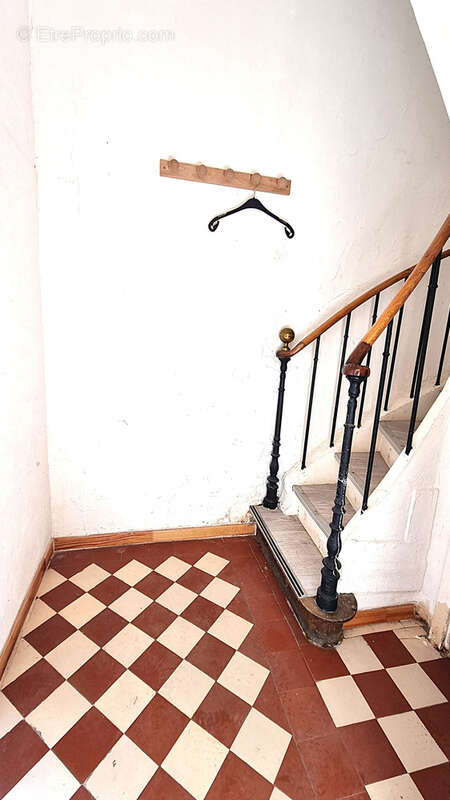 Maison à CHATENAY-SUR-SEINE