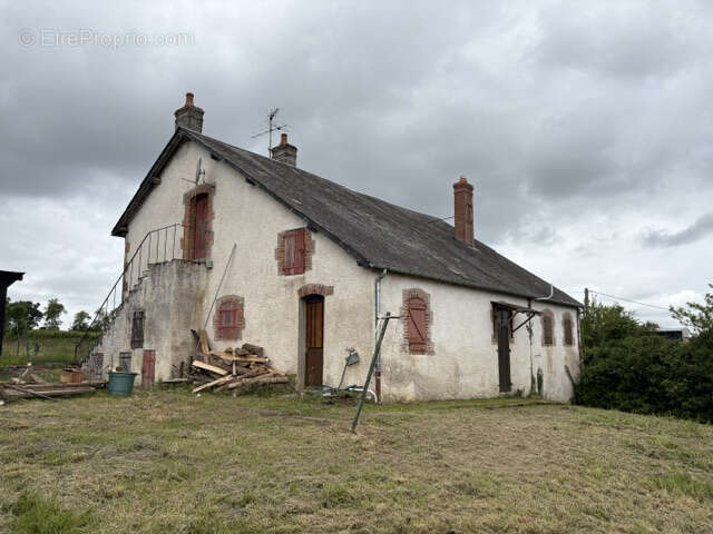 Maison à CERCY-LA-TOUR