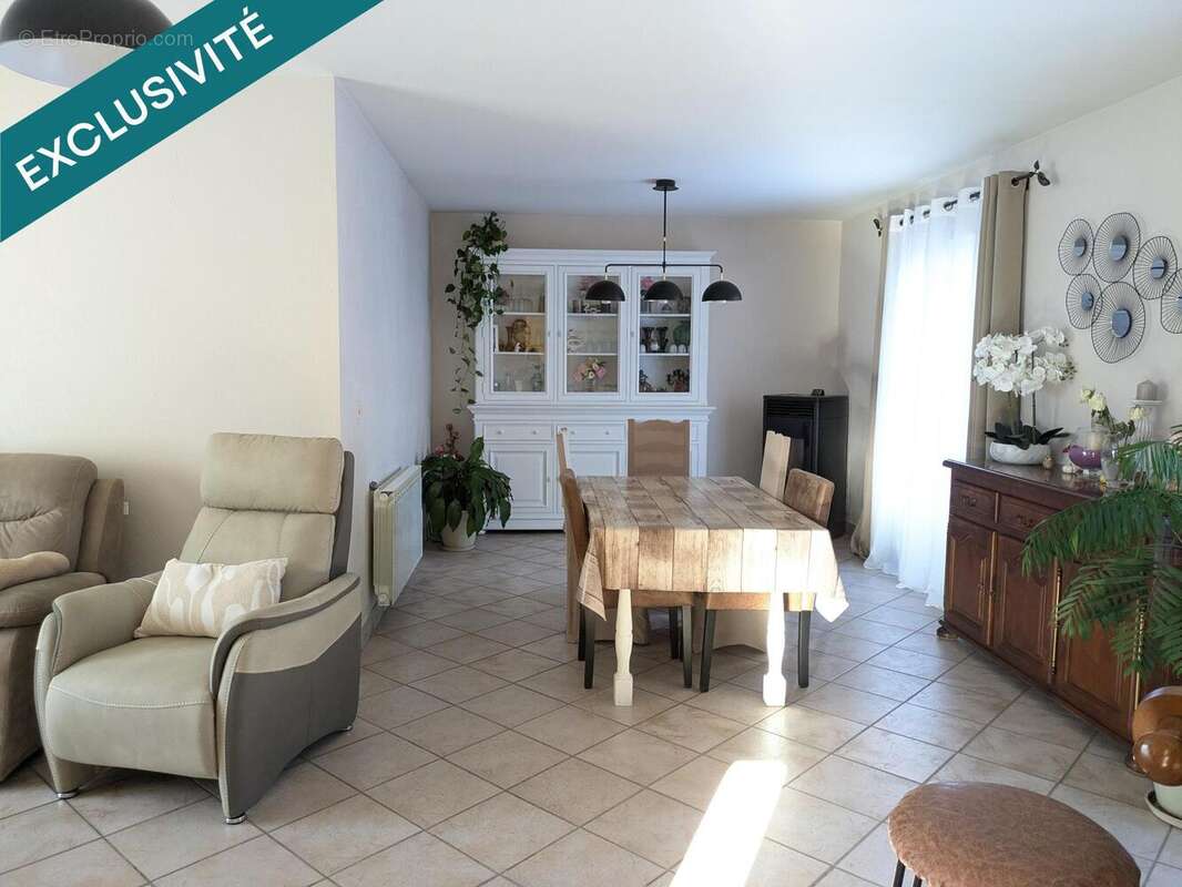 Photo 5 - Maison à MORESTEL