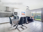 Appartement à VAULX-EN-VELIN